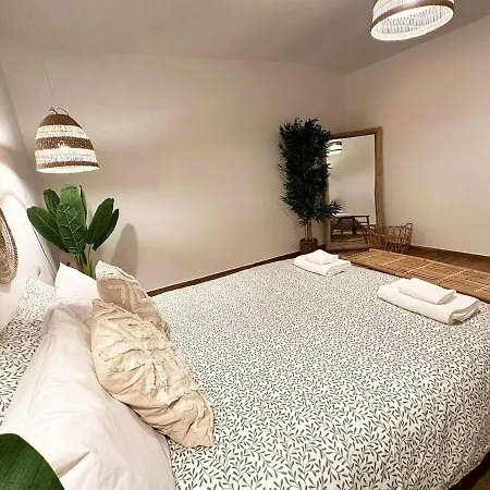 Chiaia - Centro - Vetriera