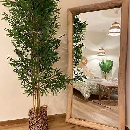 Chiaia - Centro - Vetriera